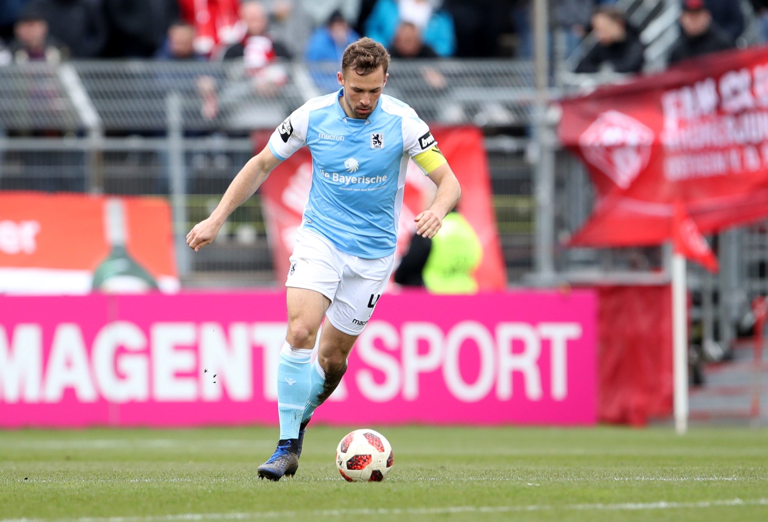 Fussball - 3. Liga - FC Wuerzbuger Kickers - TSV 1860 Muenchen